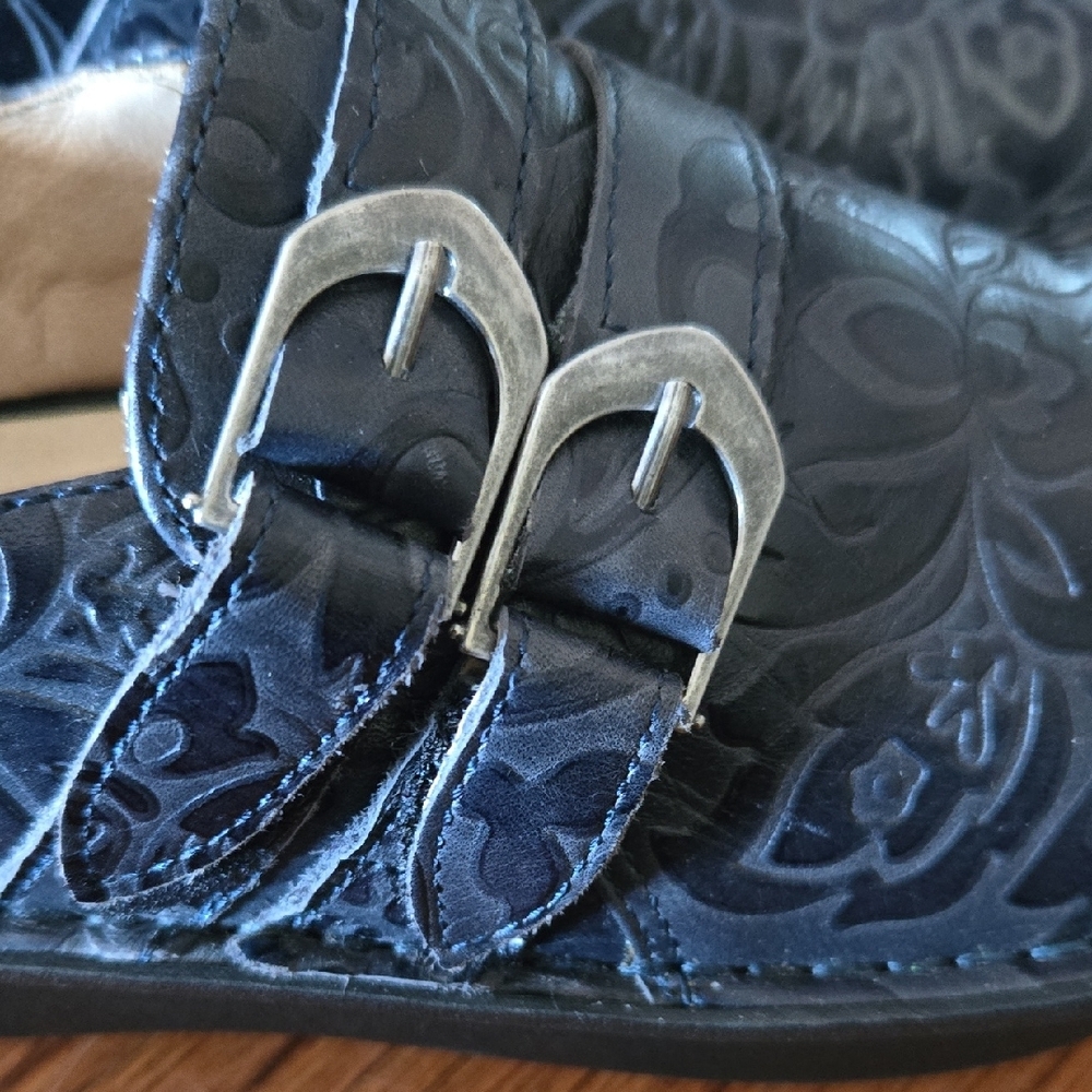 Alegria Alli Size 36 (6) Navy Blue Leather Floral Patterned Shoes